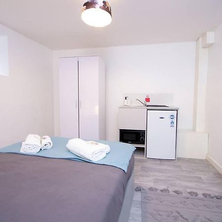 Suite 2 - Stylish Private Room In A Shared House Sheffield Exterior foto