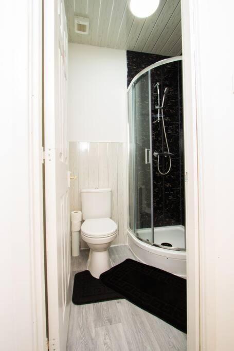 Suite 2 - Stylish Private Room In A Shared House Sheffield Exterior foto