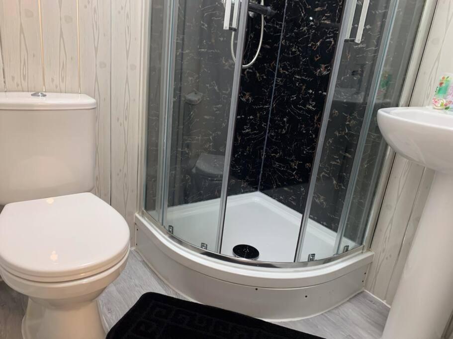 Suite 2 - Stylish Private Room In A Shared House Sheffield Exterior foto